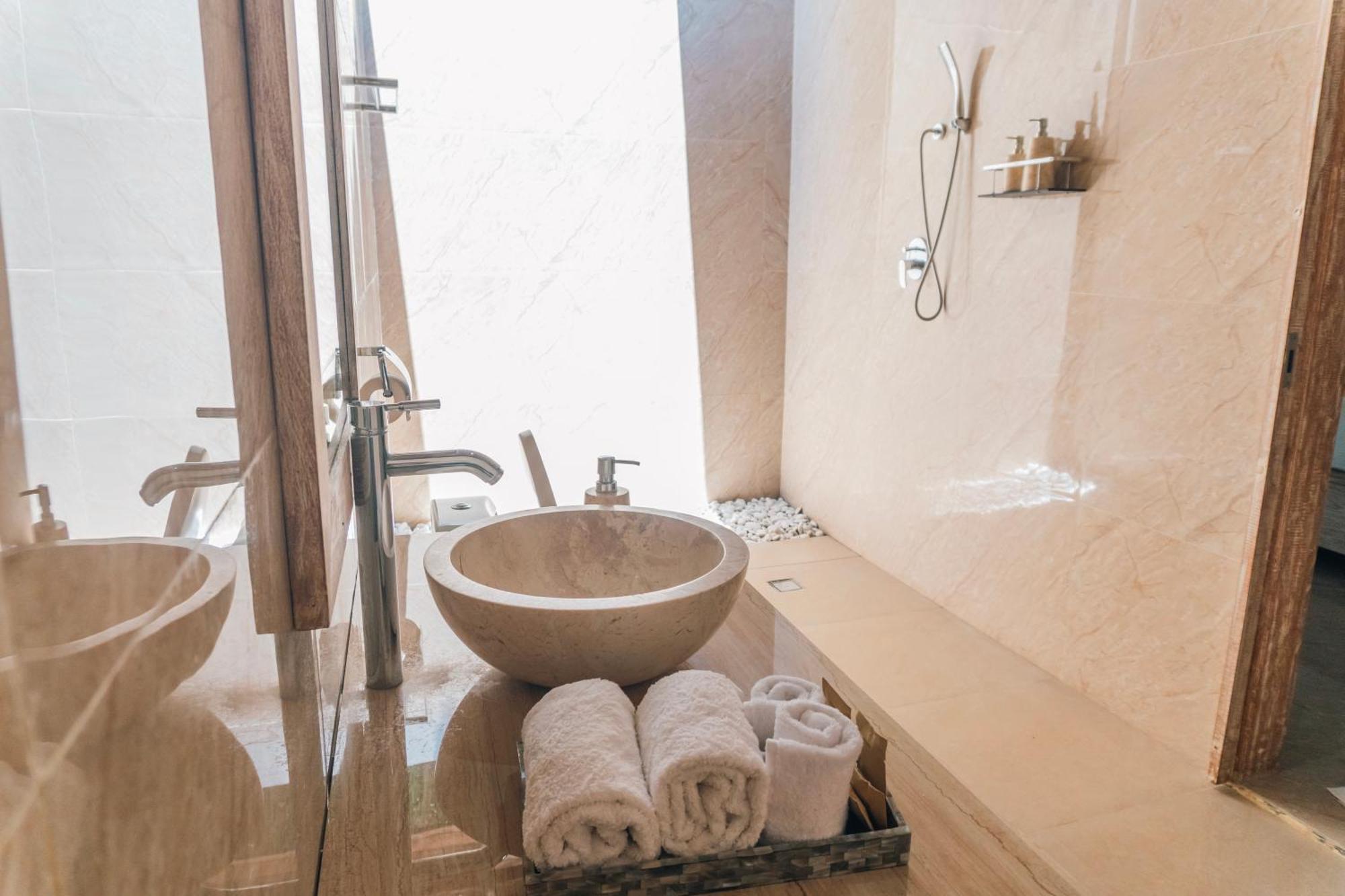 Caspla Resort By Loccal Collection Batununggul Екстер'єр фото